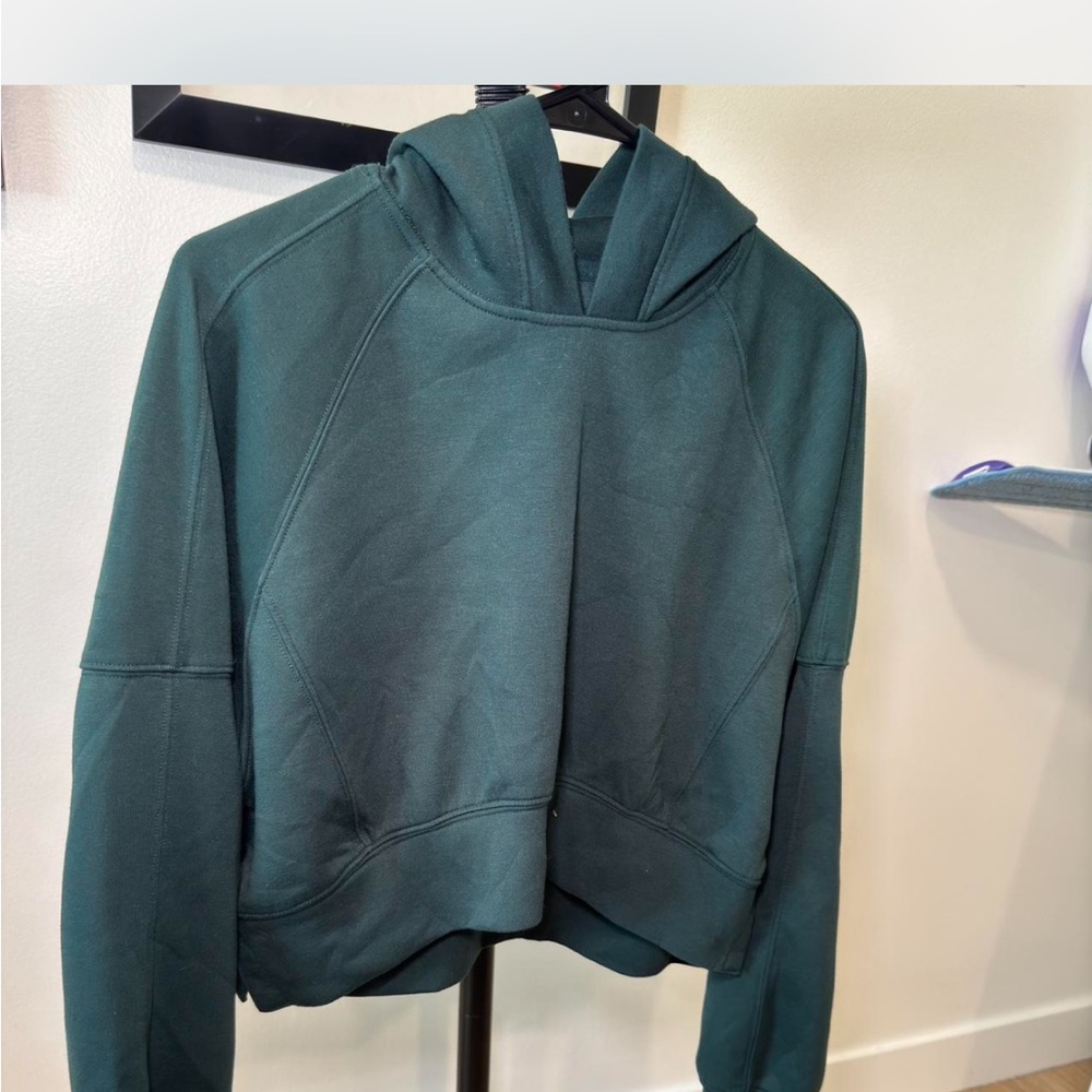 Green Boxy Crop Sweatshirt